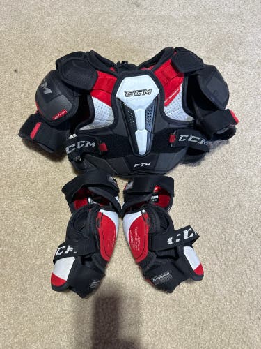 CCM JetSpeed FT4 Hockey
Shoulder Pads & Elbow pads - Junior
Size: Small