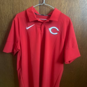 Red Large Men's Nike Shirt cincy reds polo