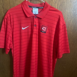 Red Large Men's Nike Shirt (New)cincy reds polo