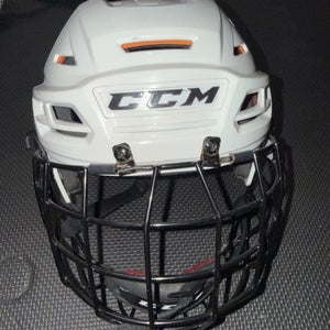 Medium CCM Helmet (Used)