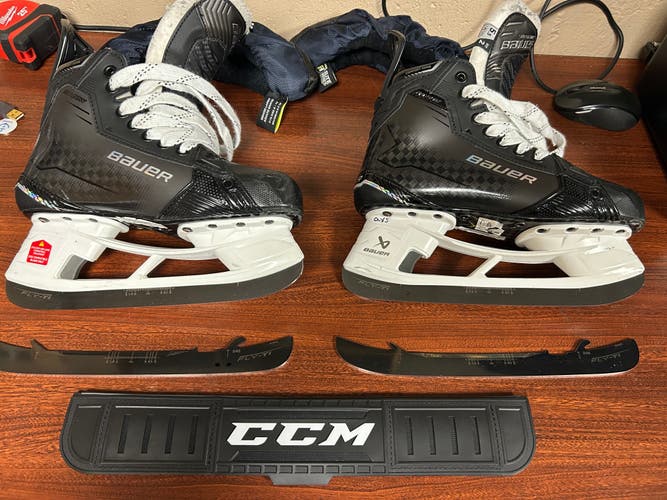 2025 Bauer Supreme Shadow Hockey Skates Pro Stock 5.5 (Used)