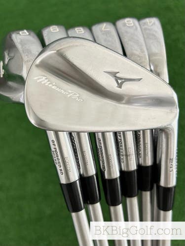 Mizuno Pro 241 Forged Iron Set 4-P / KBS Tour C-Taper Lite 115 Extra Stiff