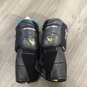 Intermediate Large Bauer Mach Elbow Pads (New)