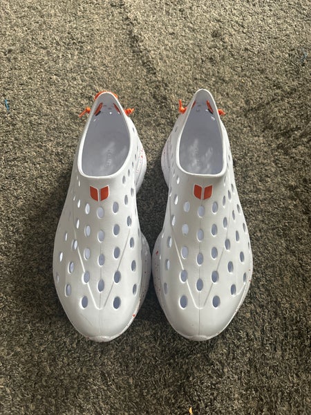 White Men's Kanes Size M 12.0 (W 13.0) Adult Shoes (New)