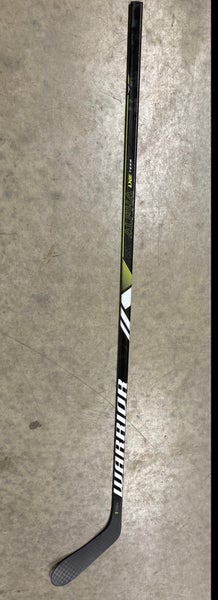 Senior Warrior Alpha LX2 Right Handed Hockey Stick W28 Pro Stock (New)