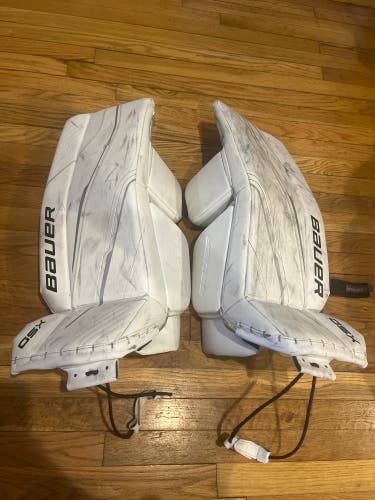 Small Bauer GSX Goalie Leg Pads (Used)