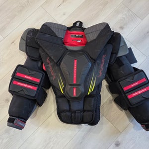 Small Bauer Hyperlite Goalie Chest Protector