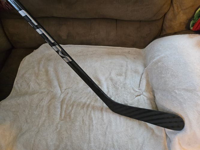 Senior CCM 96k Left Hand Hockey Stick P29 (New)