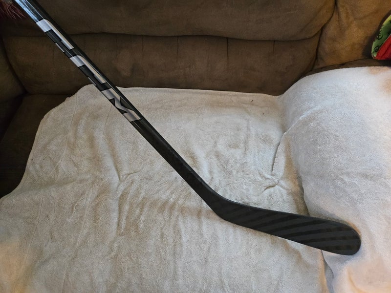 Senior CCM 96k Left Hand Hockey Stick P29 (New)