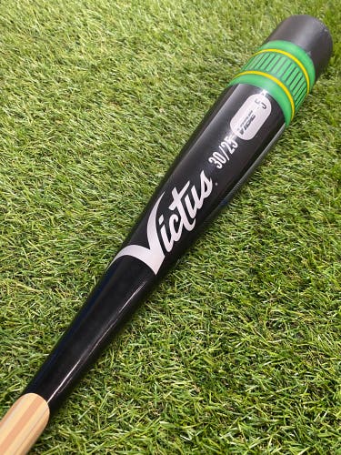 Victus Vibe Black Pencil (2 3/4") USSSA Bat 2025 (-5)