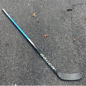 Bauer Supreme UltraSonic 65 Flex P28M Custom Blue Left Hand Stick
