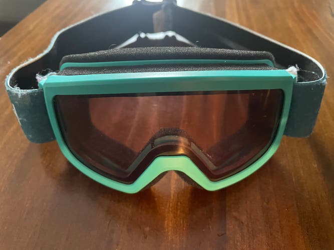 Unisex Smith Ski Goggles Small (Used)