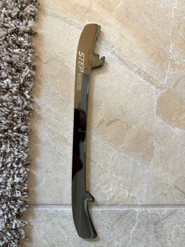 CCM Black Step Steel 263 mm (Used)