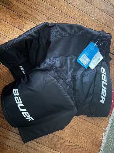 Junior Medium Bauer Hockey Pants (New)