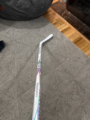 Junior Bauer Proto2 Right Handed Hockey Stick P92 (Used)