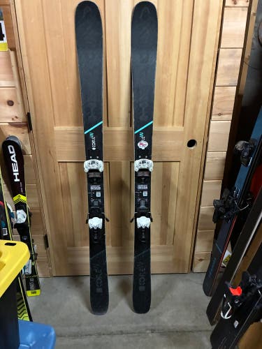 Women's HEAD KORE 93 W 162 cm Skis With Bindings (Used)