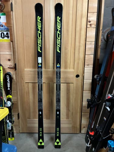Fischer RC4 World Cup GS 188 cm Racing Skis Without Bindings (Used)