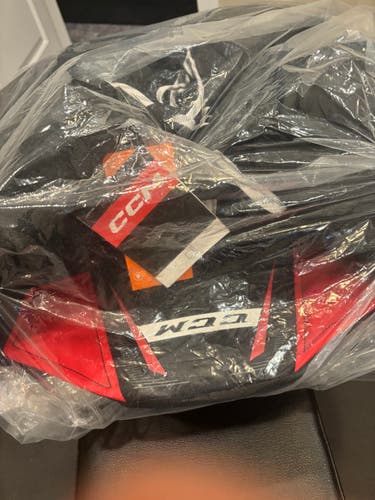 Senior Large 2024 CCM CCM Pro Hockey Goalie Pants (New)