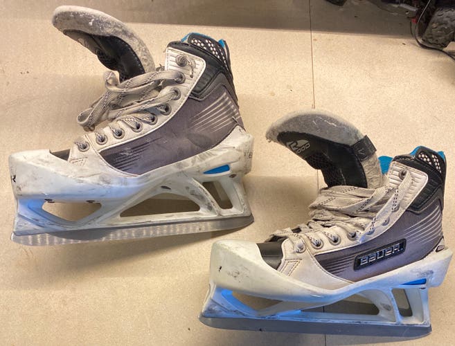 Bauer Reactor 4000 Hockey Goalie Skates Regular Width Size 4 (Used)