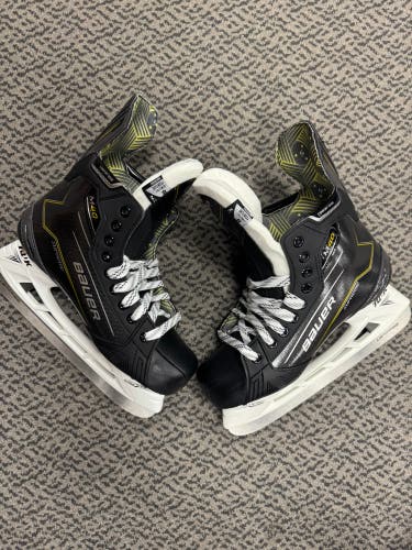 Bauer Supreme M40 Hockey Skates 8 (New) Fit 2