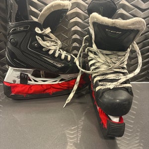 Intermediate CCM RibCor 44K pump Hockey Skates Regular Width Size 4.5 + Skate Guards