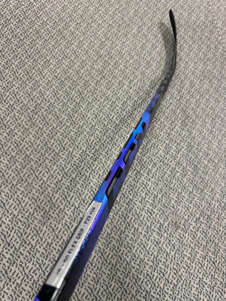 Junior CCM RibCor Trigger 10 Pro Right Handed Hockey Stick P29+1/4 (New) 50 flex