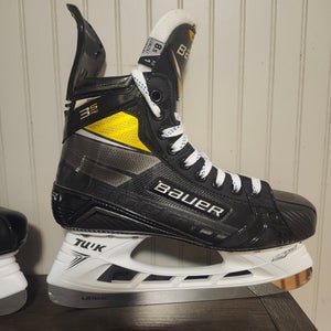 Bauer Supreme 3S Pro Hockey Skates Narrow Width 8.5 (New)
