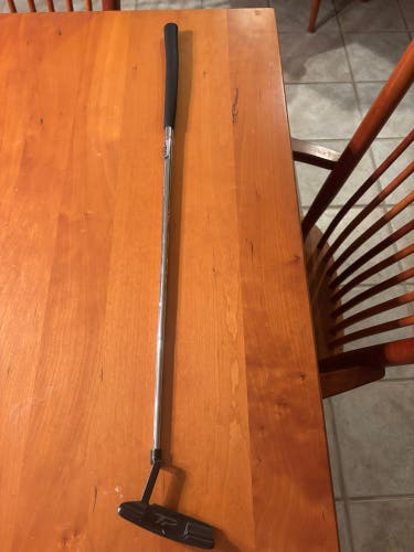 Black TaylorMade TP Black Juno 1 Blade Right Handed Putter 34" (Used)