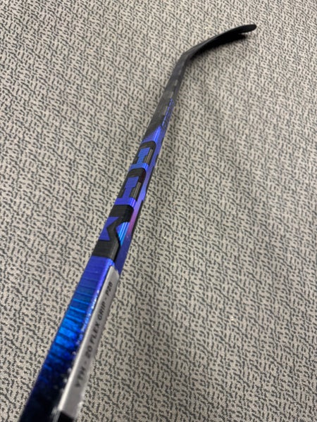Youth CCM Trigger 10 Pro Left Hand Hockey Stick P28 (New) 20 flex