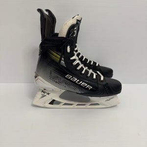 Like New Size 9.5 Fit 2 Bauer Vapor Hyperlite 2 Pro Stock Hockey Skates