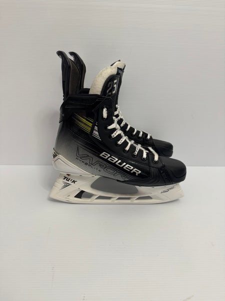 Like New Size 9.5 Fit 2 Bauer Vapor Hyperlite 2 Pro Stock Hockey Skates