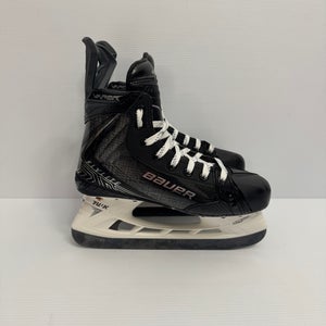 New Size R: 5 L: 4.75 Fit 2 Intermediate Bauer Vapor Flylite Pro Stock Hockey Skates