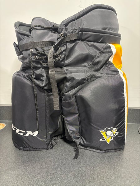 Penguins Men's Senior Large CCM HP35 Hockey Pants (New)