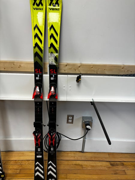 Volkl Racetiger SL 165 cm Skis (Used)