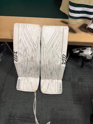 32" Brian's Iconik Pro Goalie Leg Pads (Used)