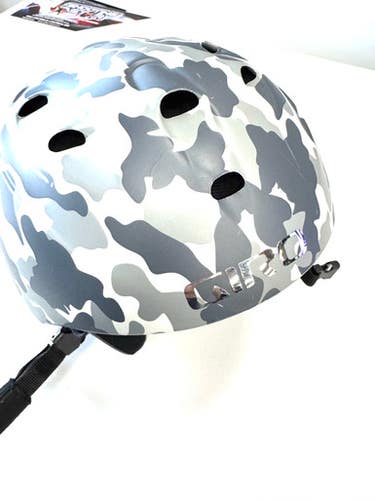 Used Giro Snowsport Helmet Adult Grey SM 11860-S000299534