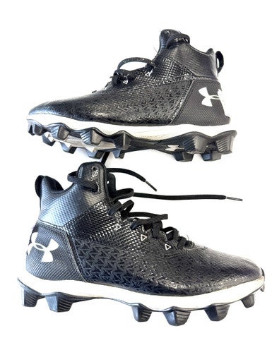 Used Under Armour Jr FB Cleats Black Junior 05 11860-S000299530