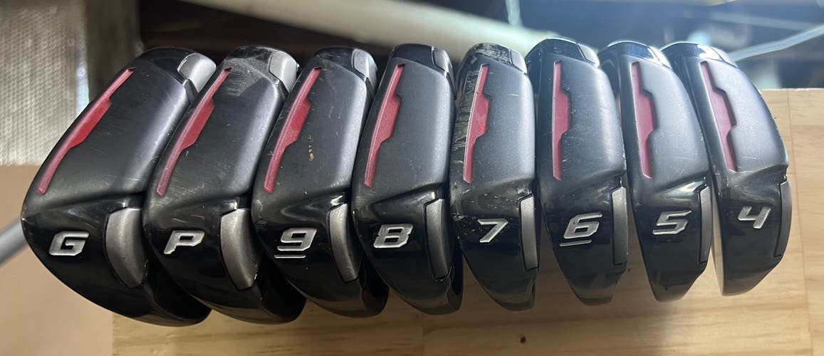 Men's 2020 Wilson Right Handed Iron Set Regular Flex (8 Clubs) #4 - #9, PW, GW Steel Shaft (Used)