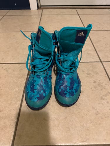 Adidas Impact  (Used) youth 5.5