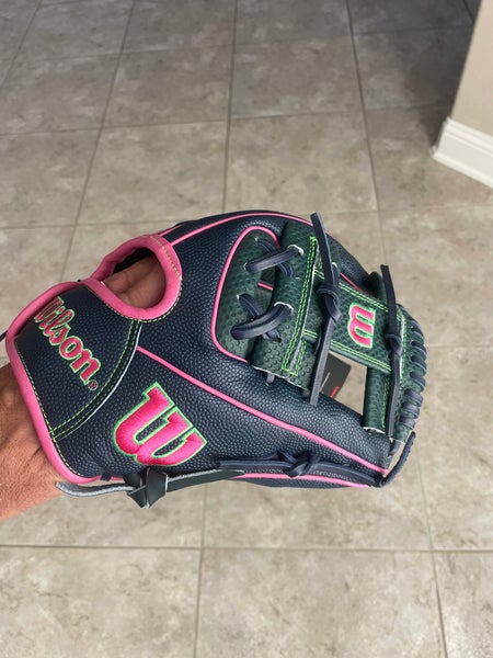 2025 Wilson A2000 RH Infield Baseball Glove 11.5" (New)