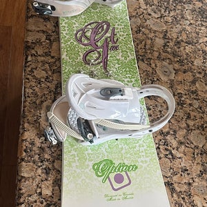 Option GT 145: Women's Snowboard All Mountain With Bindings Soft Flex Directional Twin (Used)