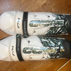 Youth CCM Jetspeed FTW 11" Shin Pads (Used)