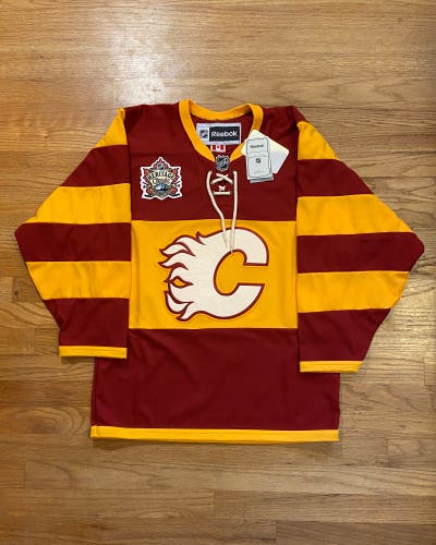 NWT Calgary Flames Heritage Classic hockey jersey