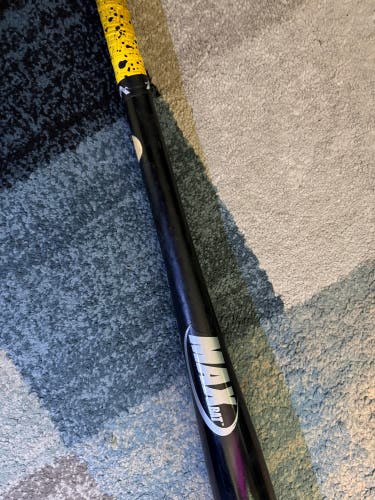 Max Bats Bat (-3) 30.5 oz 33.5" (Used)
