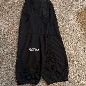 Black Intermediate Tron SK100 26” Socks (New)