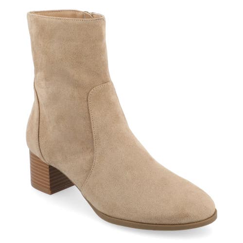 Journee Collection Hayven Boots Women's US 7.5 Beige Almond Toe Block Heel TZP54