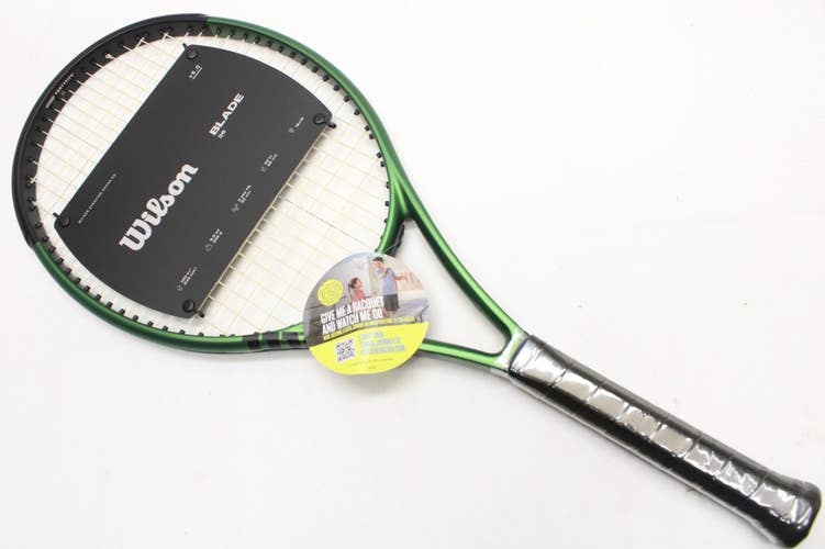 **NEW** 2022 WILSON BLADE 26 VER 8 JUNIOR TENNIS RACQUET (4 0/8) PRESTRUNG