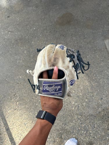2021 Rawlings Heart of the Hide RH Infield Baseball Glove 11.25" (Used)