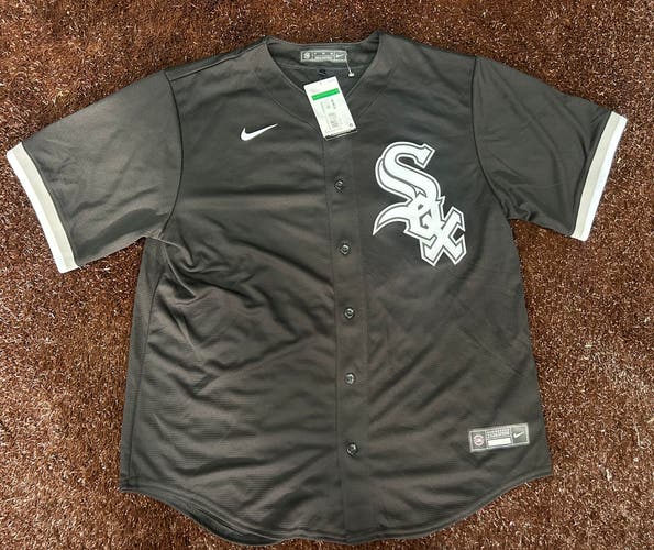 Men’s Nike Luis Robert Baseball Jersey Size XL New With Tags