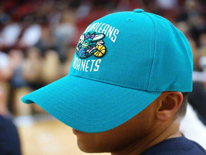 New Orleans Hornets 2007 NBA 20% Wool Turquoise NOS Adjustable Cap (New)